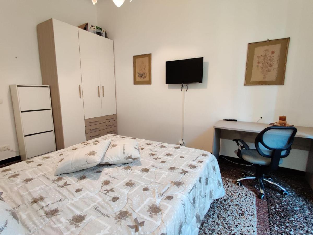 Wow Home - 175 Mq - Posteggio Privato - Davanti Porto Traghetti - Fino A 10 Posti Letto Janov Exteriér fotografie
