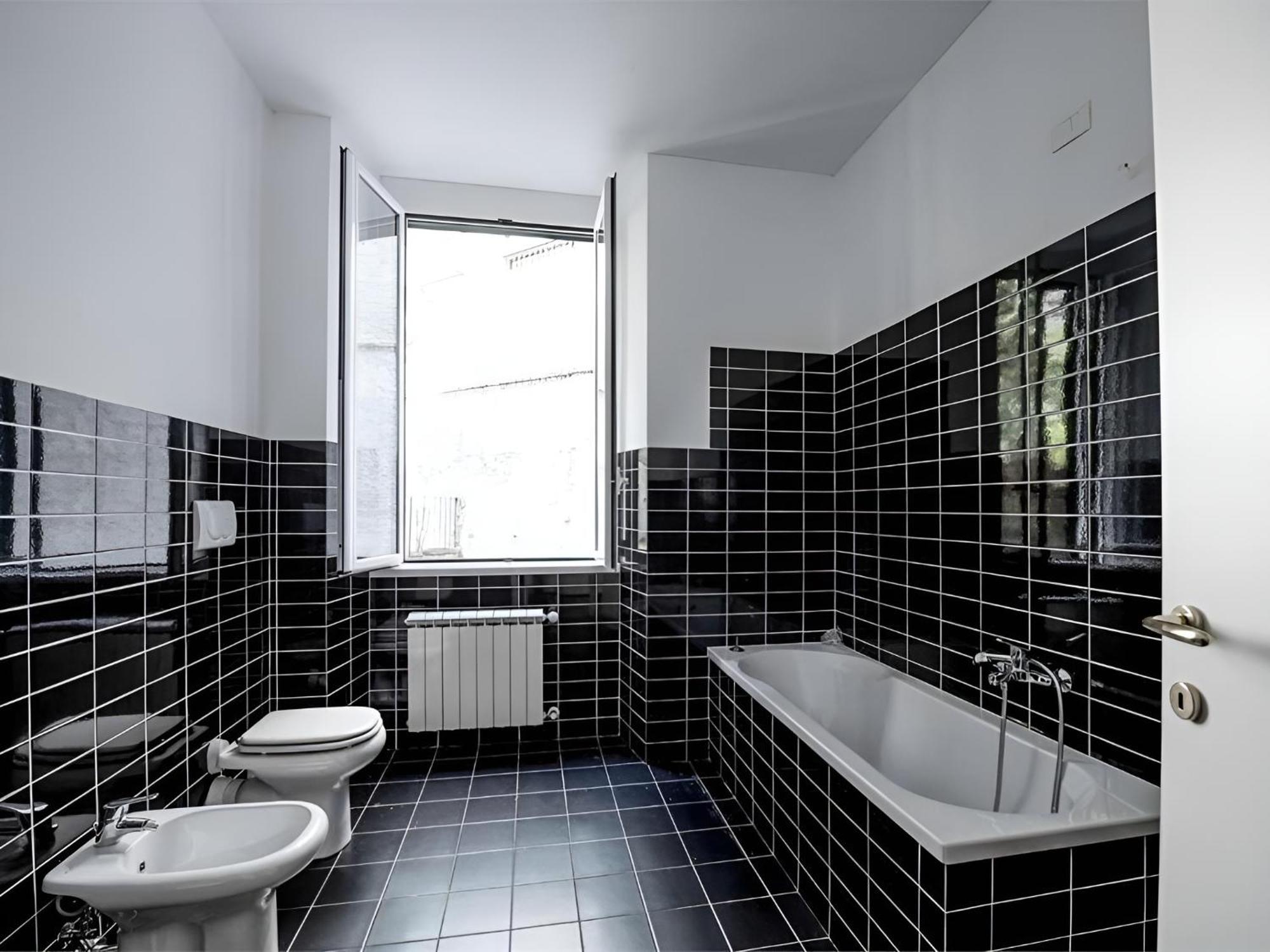 Wow Home - 175 Mq - Posteggio Privato - Davanti Porto Traghetti - Fino A 10 Posti Letto Janov Exteriér fotografie